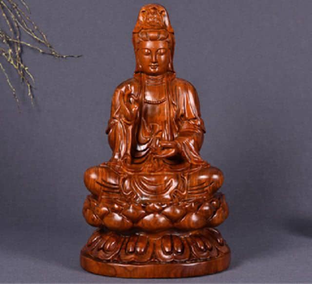 Top 50 mẫu bàn thờ Phật bà đẹp nhất